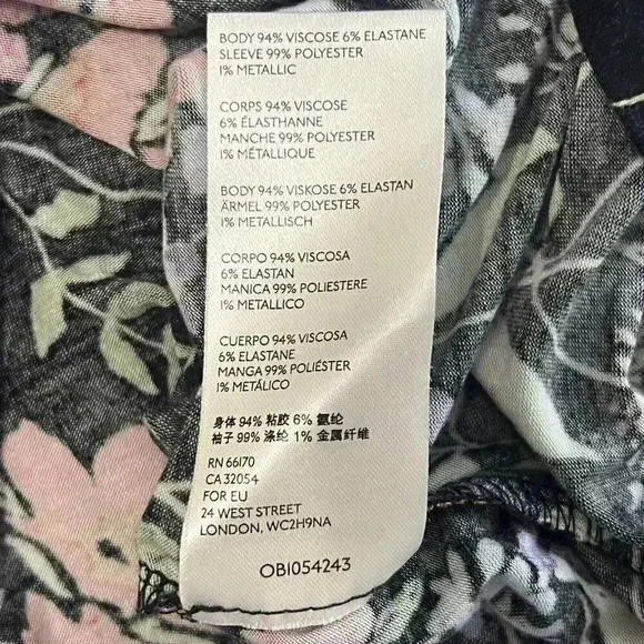 Women's MAEVE Anthropologie Jacquin Peasant Blouse Size Medium Black Floral - Picture 7 of 7